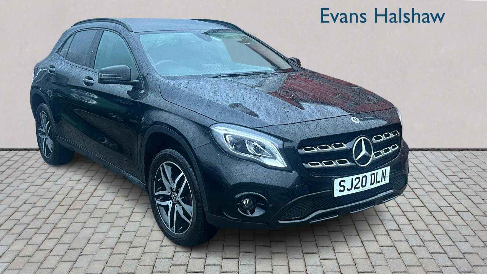 Main listing image - Mercedes-Benz GLA