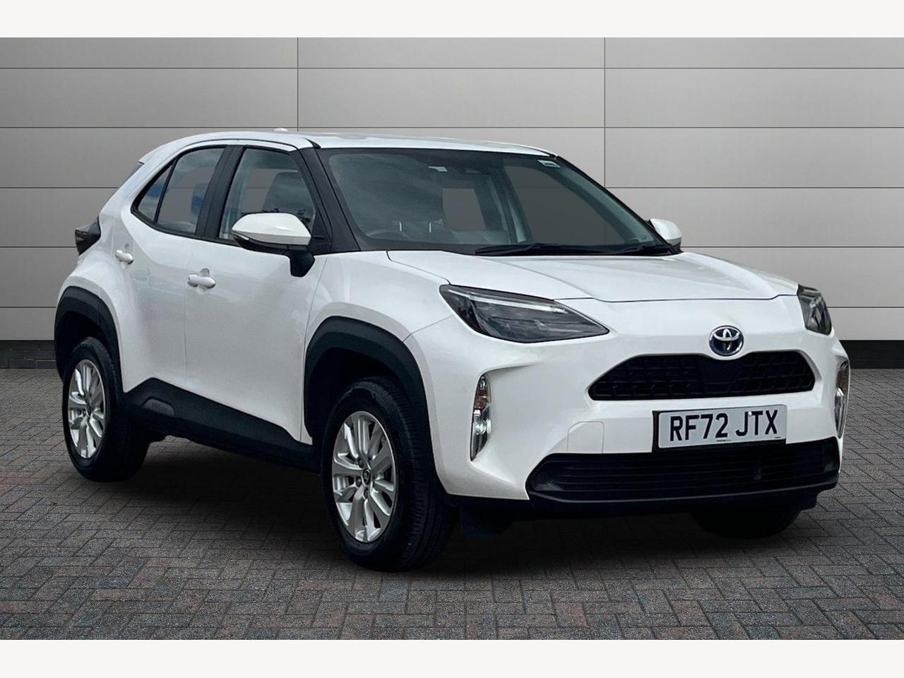 Main listing image - Toyota Yaris Cross
