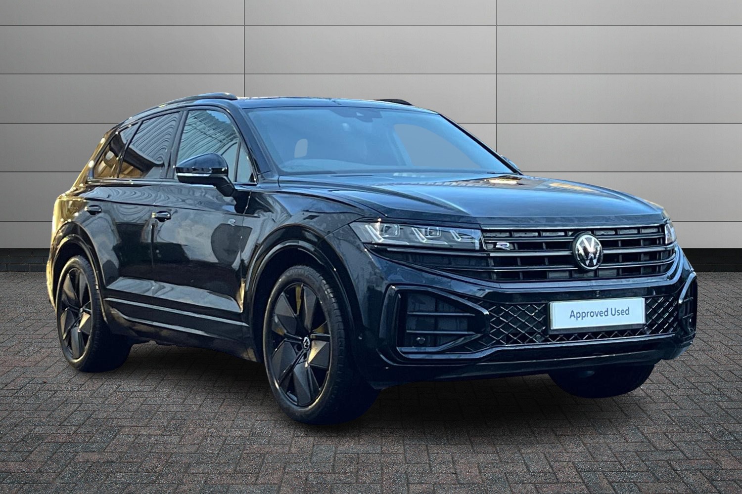 Main listing image - Volkswagen Touareg