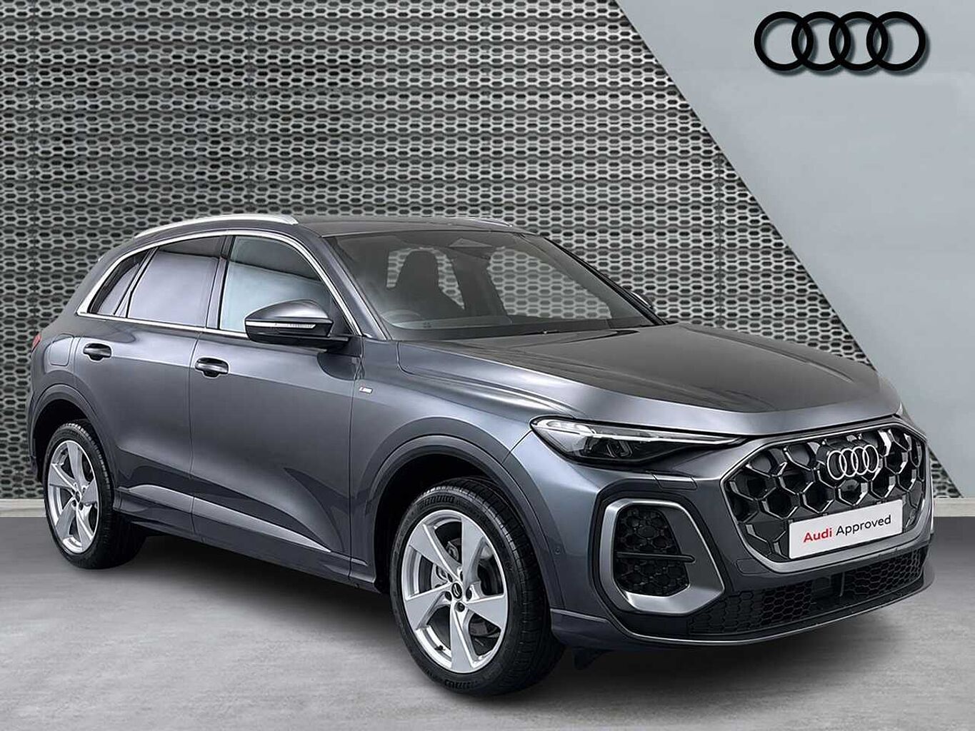Main listing image - Audi Q5