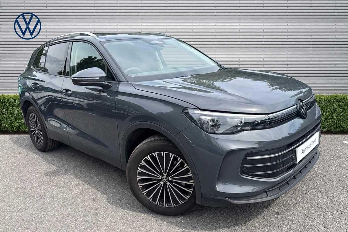 Main listing image - Volkswagen Tiguan