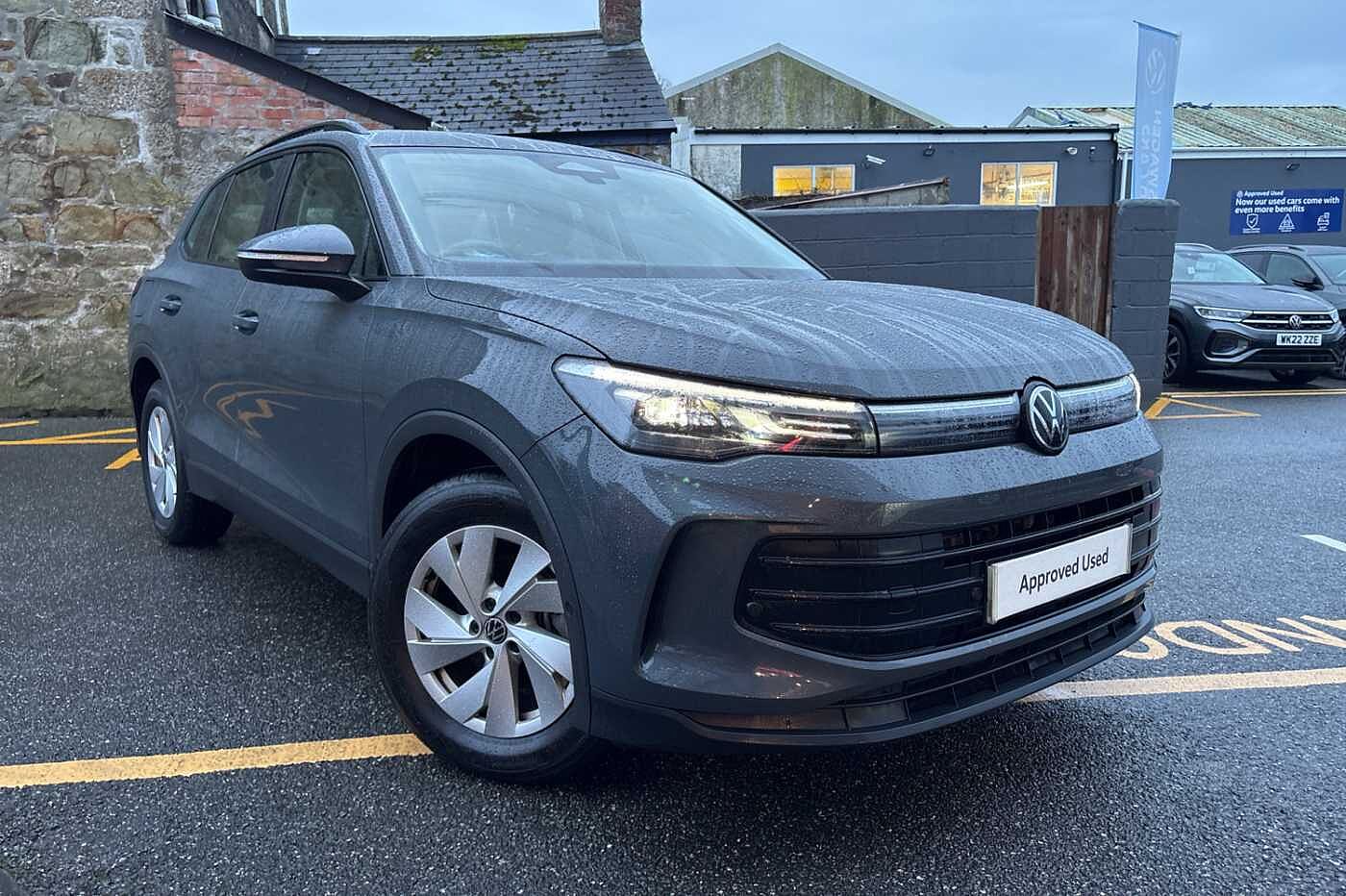 Main listing image - Volkswagen Tiguan