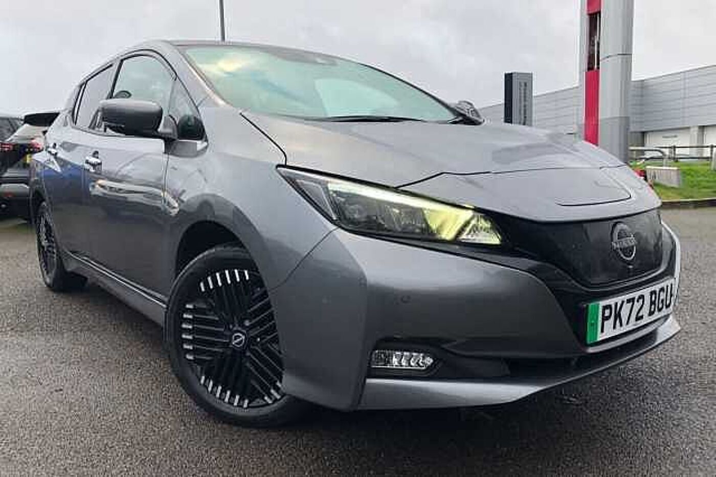Main listing image - Nissan Leaf