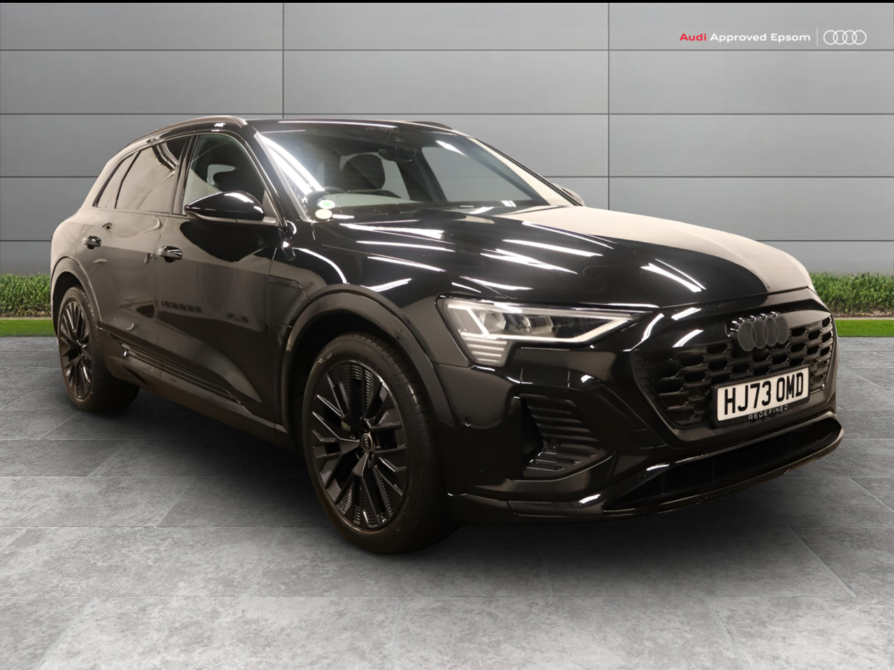 Main listing image - Audi Q8 e-tron
