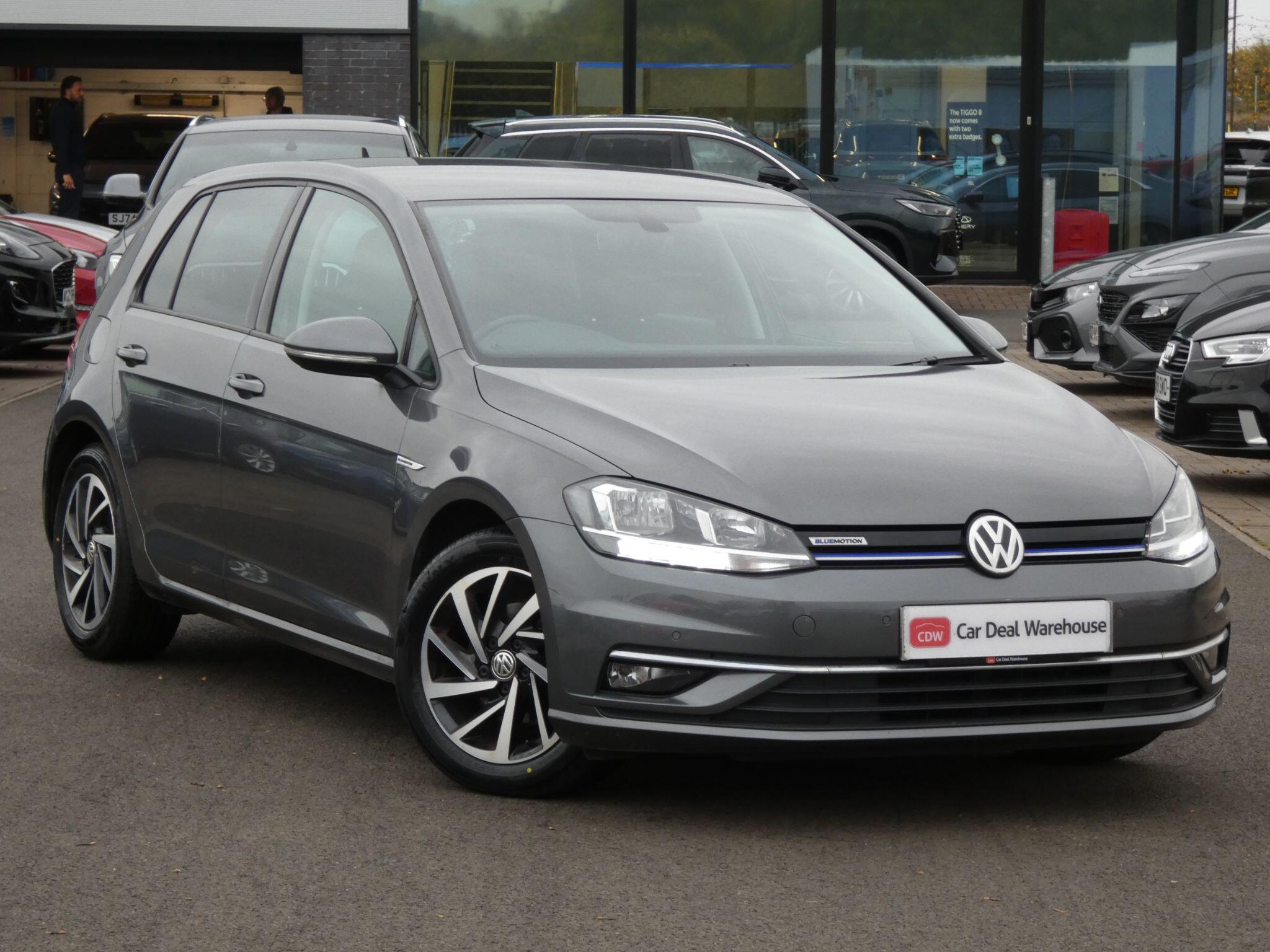 Main listing image - Volkswagen Golf