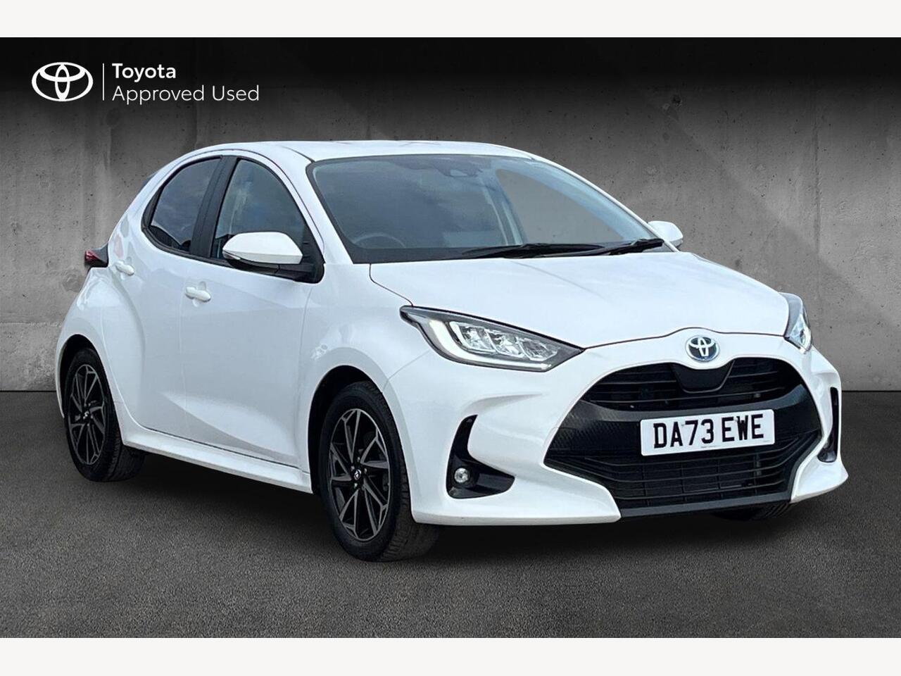 Main listing image - Toyota Yaris