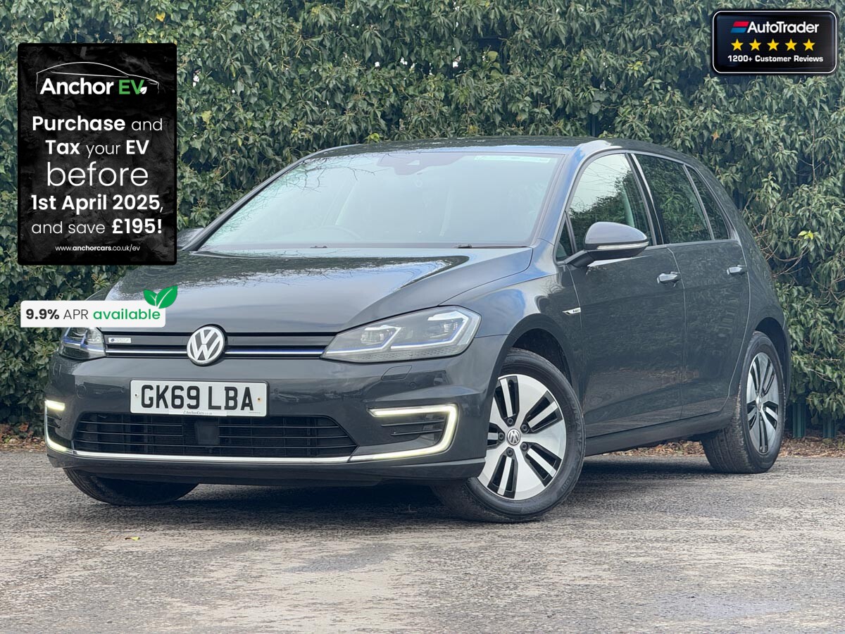 Main listing image - Volkswagen e-Golf