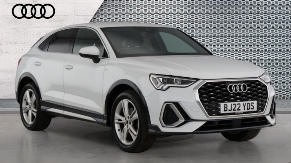 Main listing image - Audi Q3