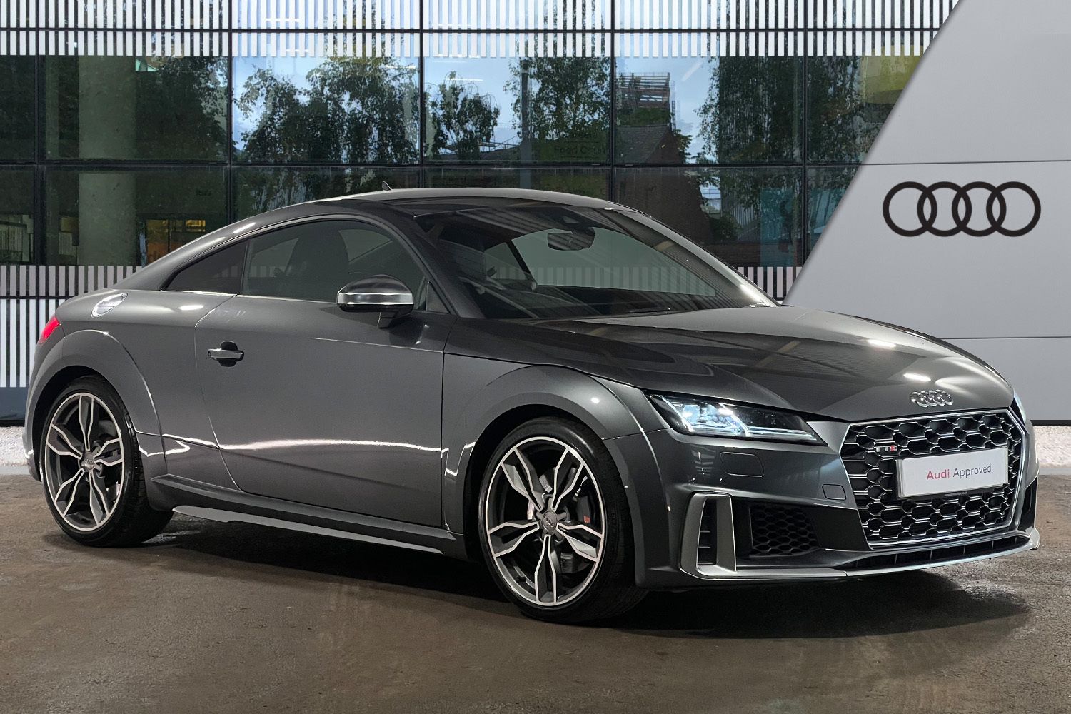 Main listing image - Audi TT S