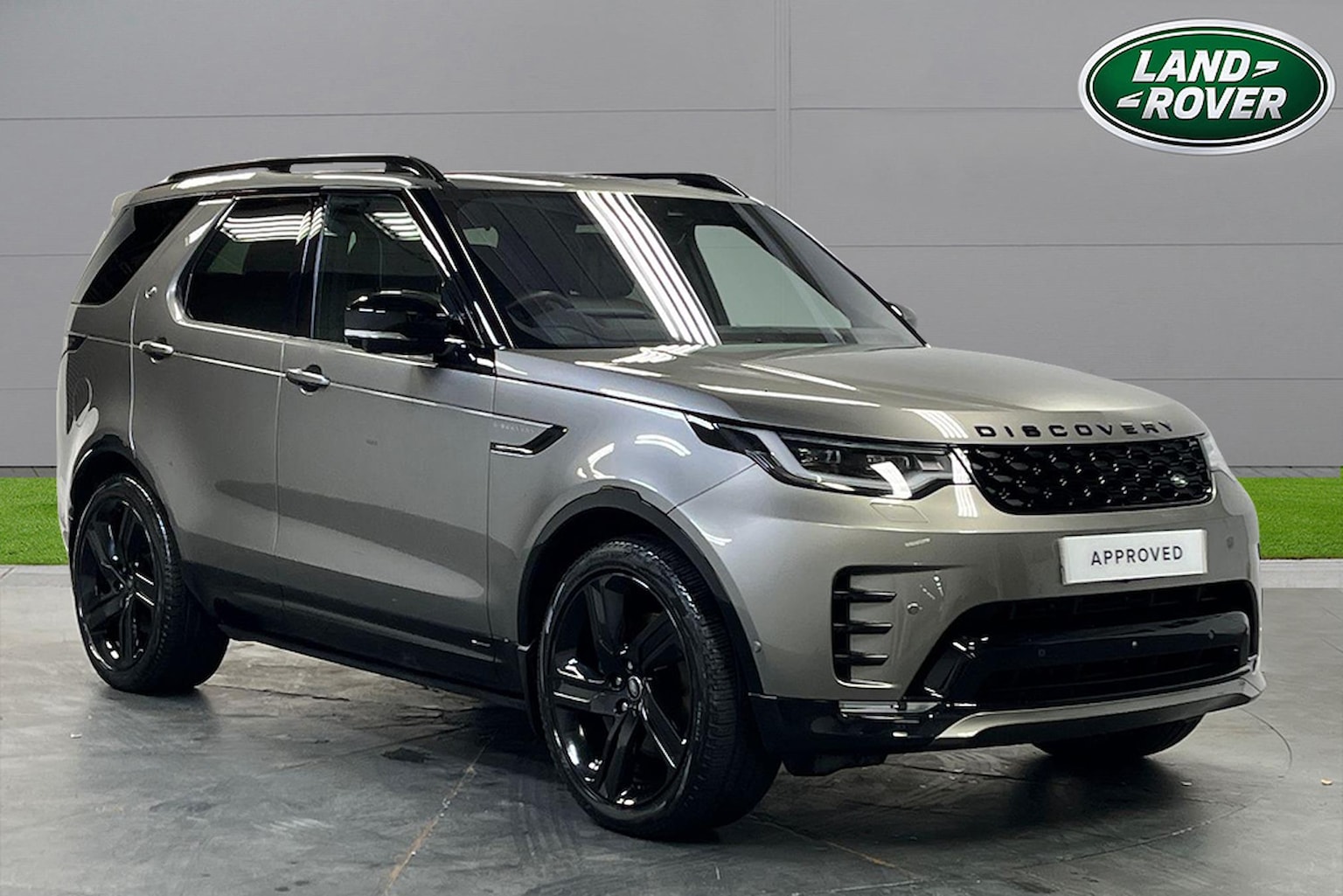 Main listing image - Land Rover Discovery