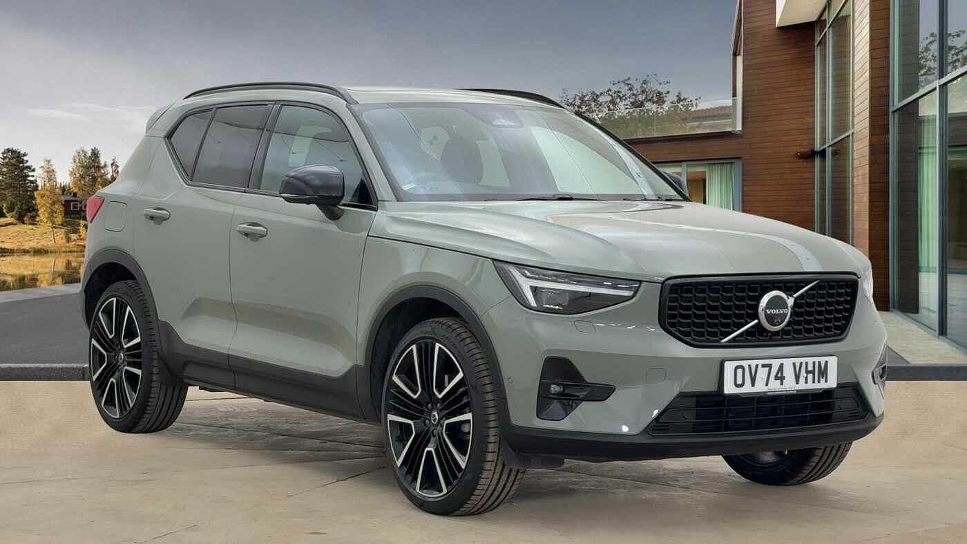 Main listing image - Volvo XC40