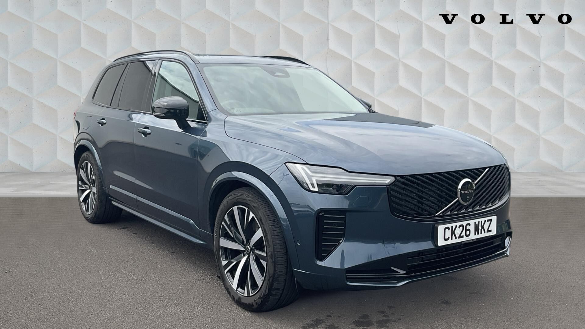 Main listing image - Volvo XC90
