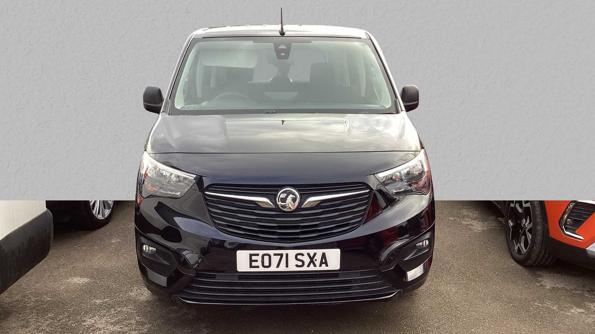 Main listing image - Vauxhall Combo Life