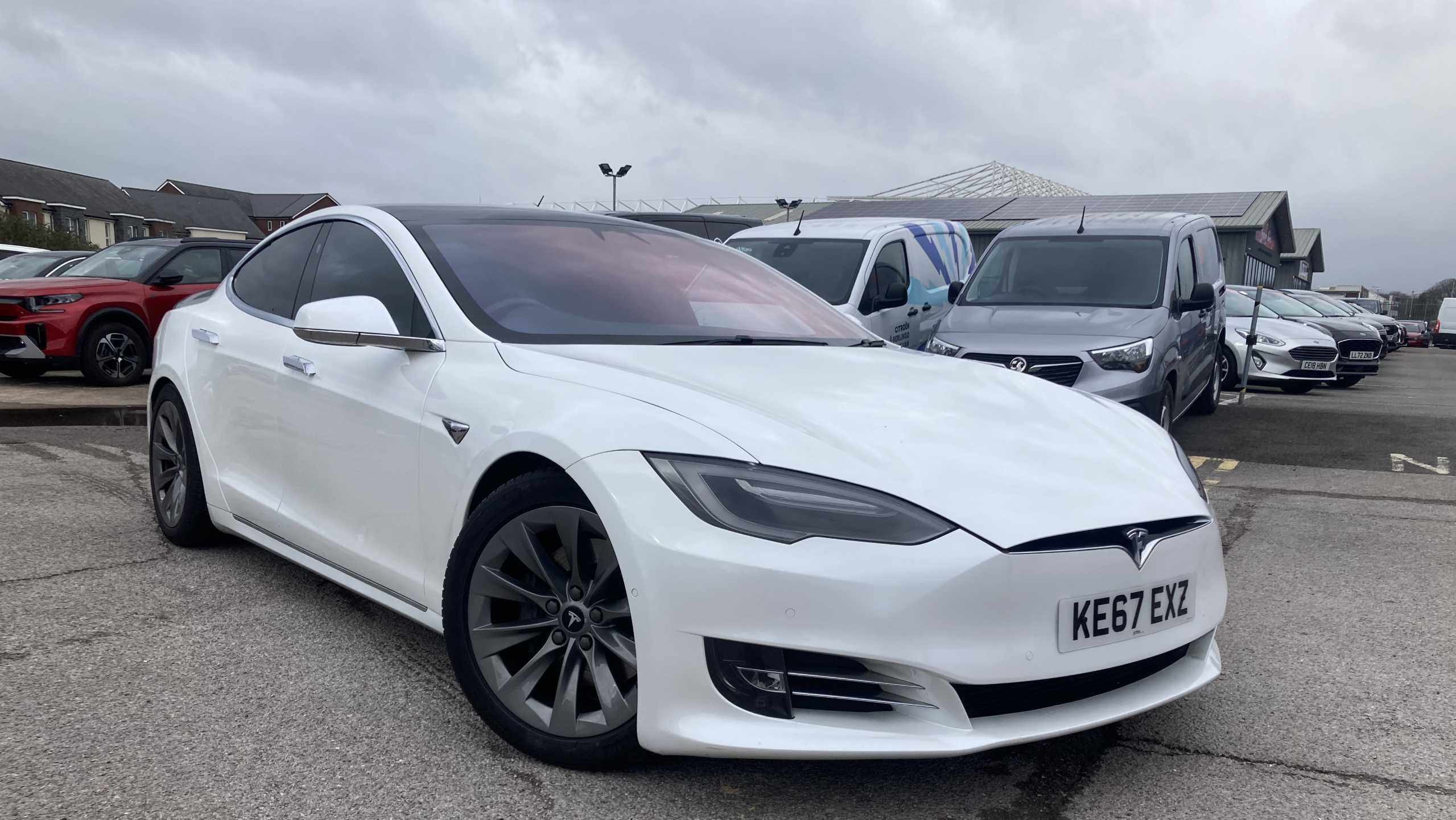 Main listing image - Tesla Model S