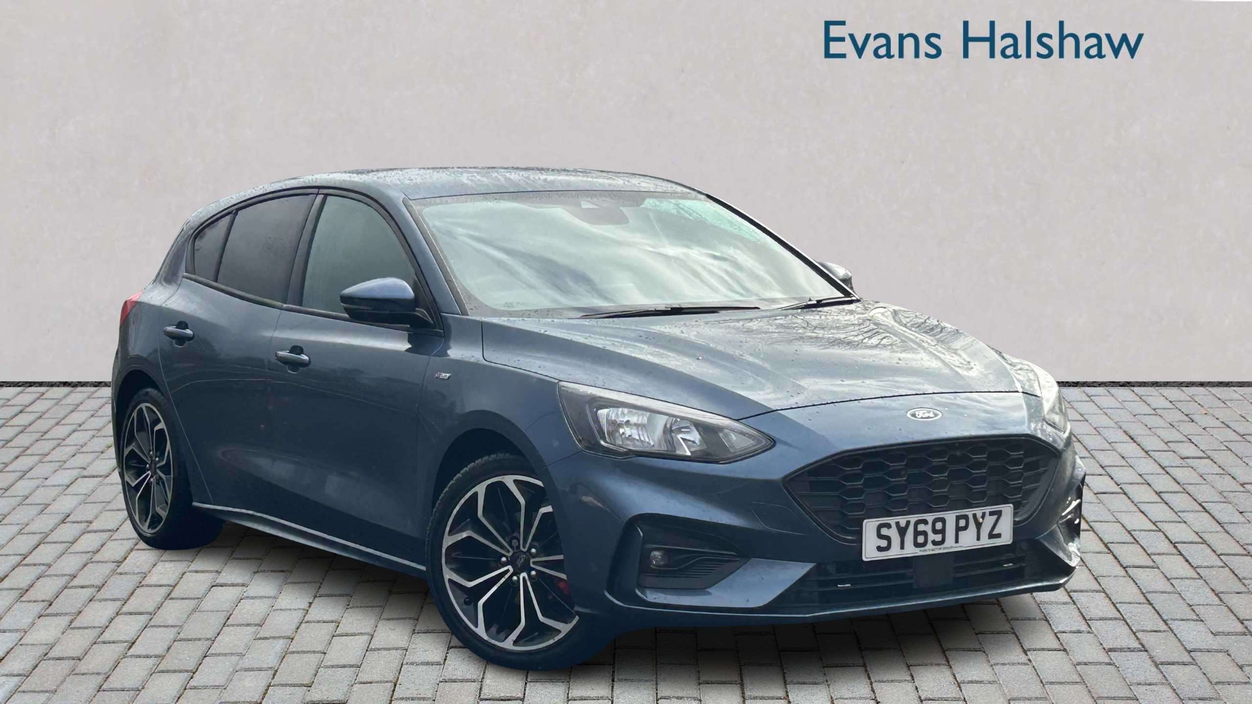 Main listing image - Ford Focus