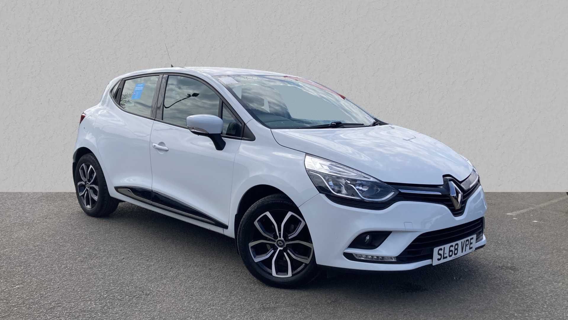 Main listing image - Renault Clio