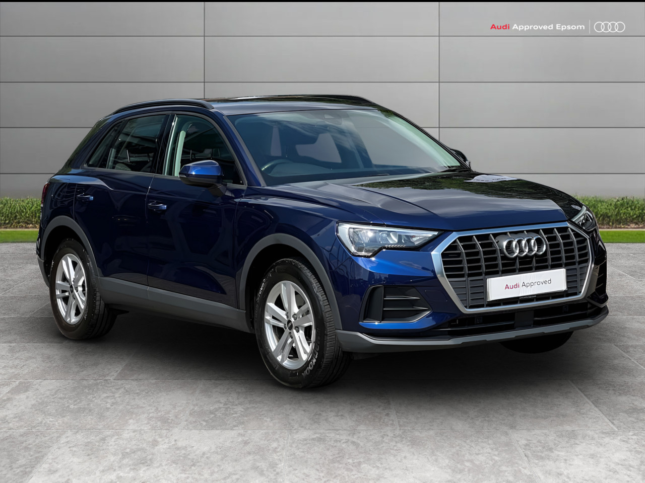 Main listing image - Audi Q3