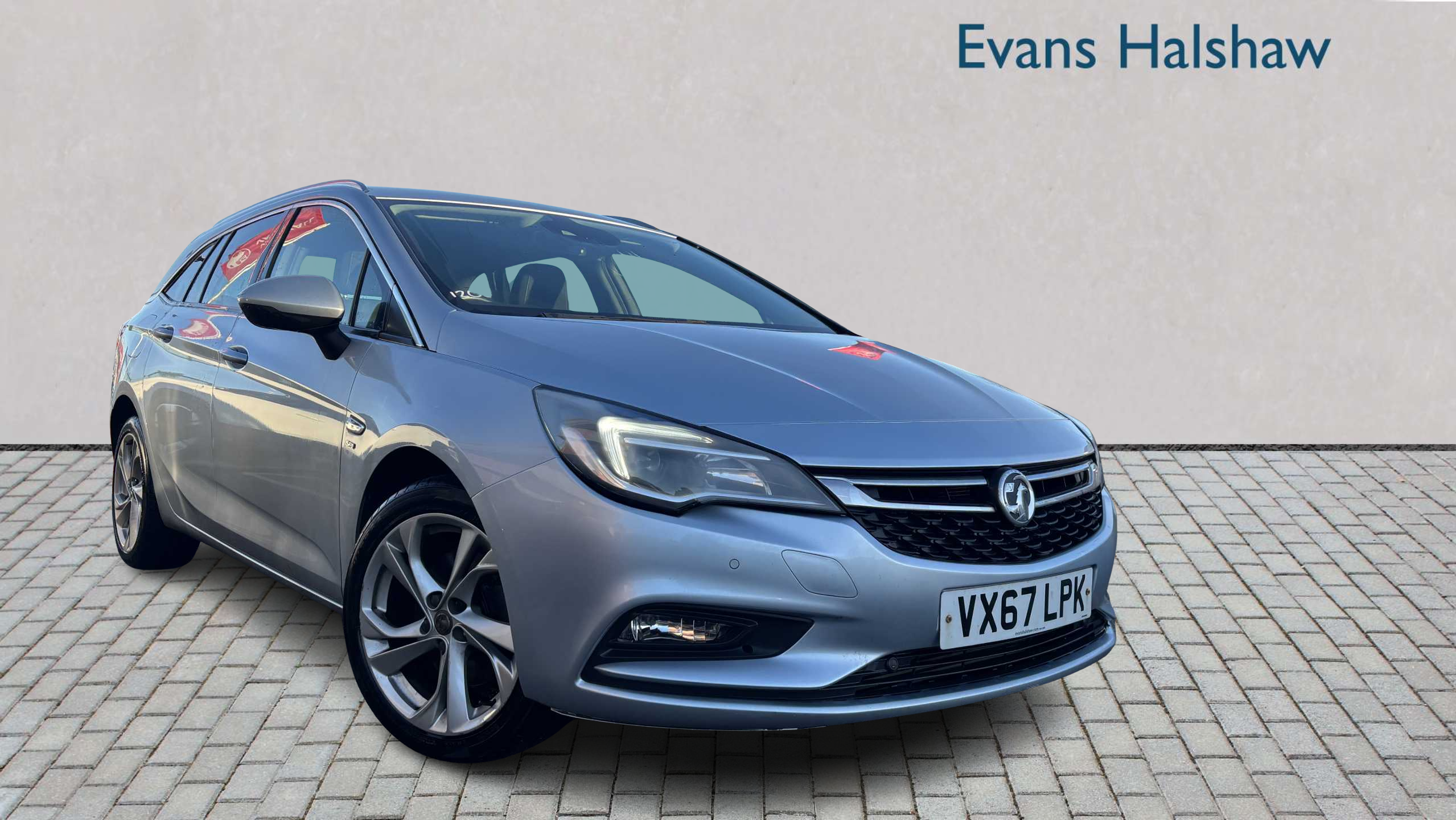 Main listing image - Vauxhall Astra Sports Tourer