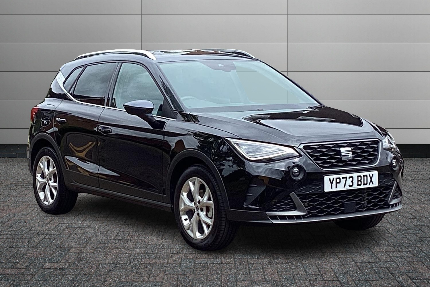 Main listing image - SEAT Arona