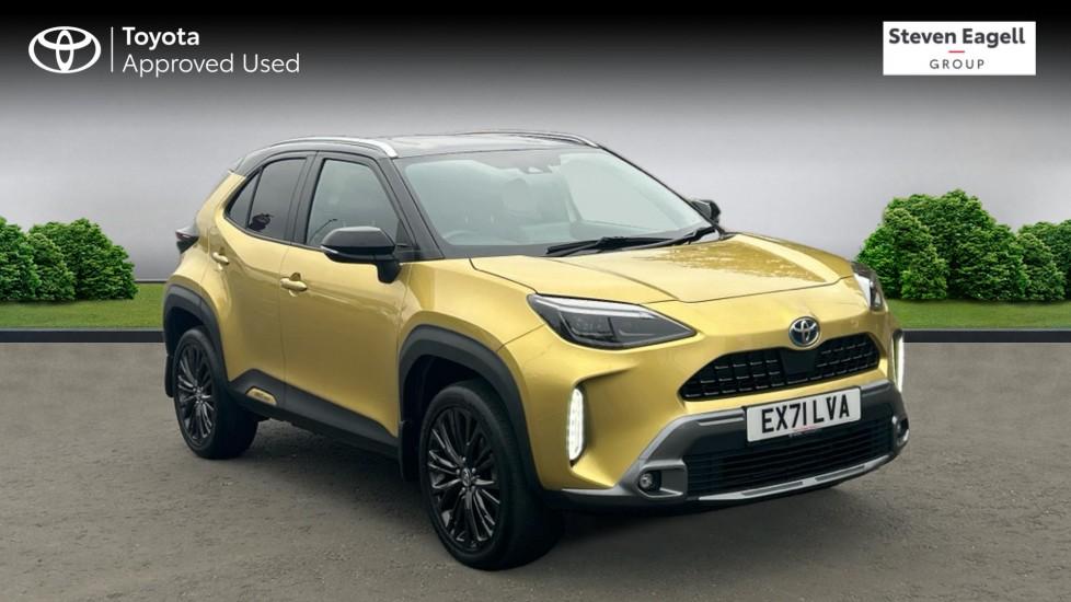 Main listing image - Toyota Yaris Cross