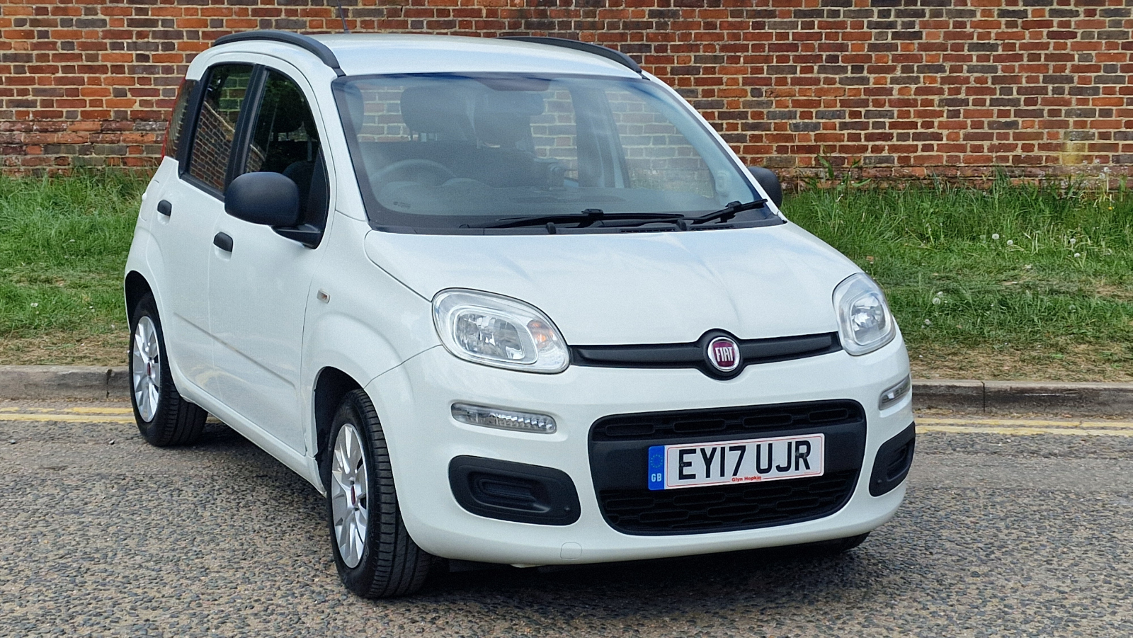 Main listing image - Fiat Panda