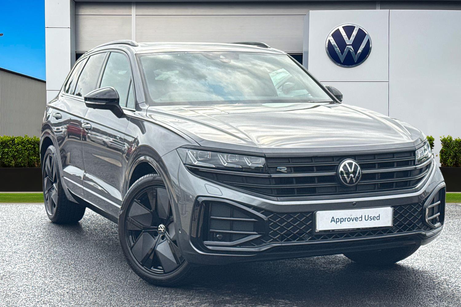 Main listing image - Volkswagen Touareg