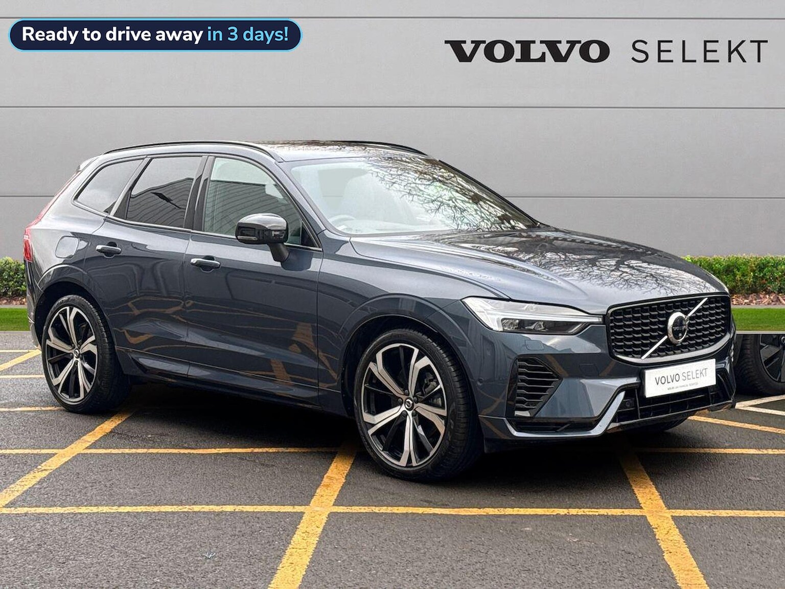 Main listing image - Volvo XC60