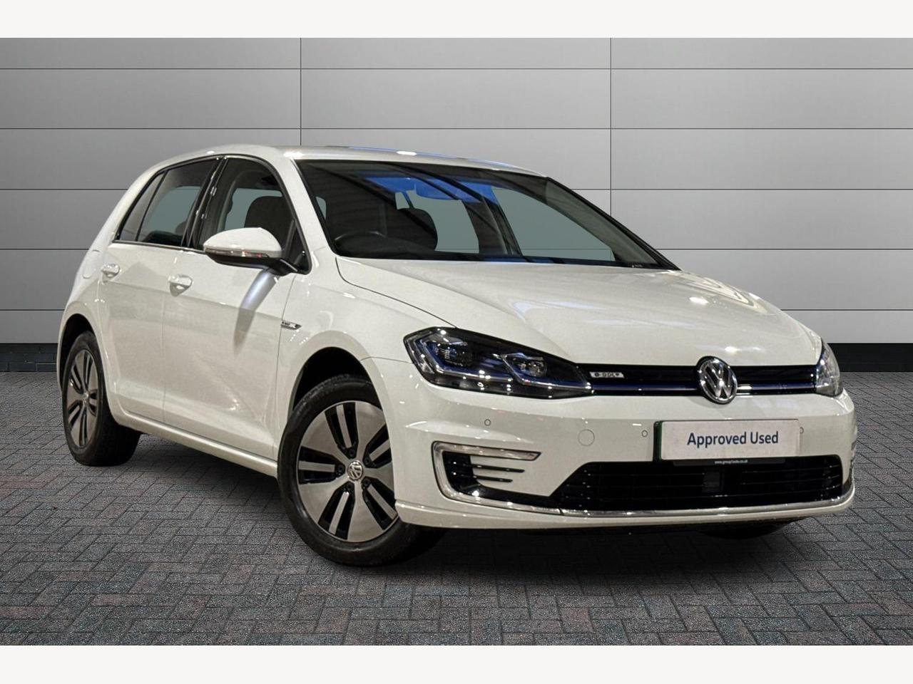 Main listing image - Volkswagen e-Golf