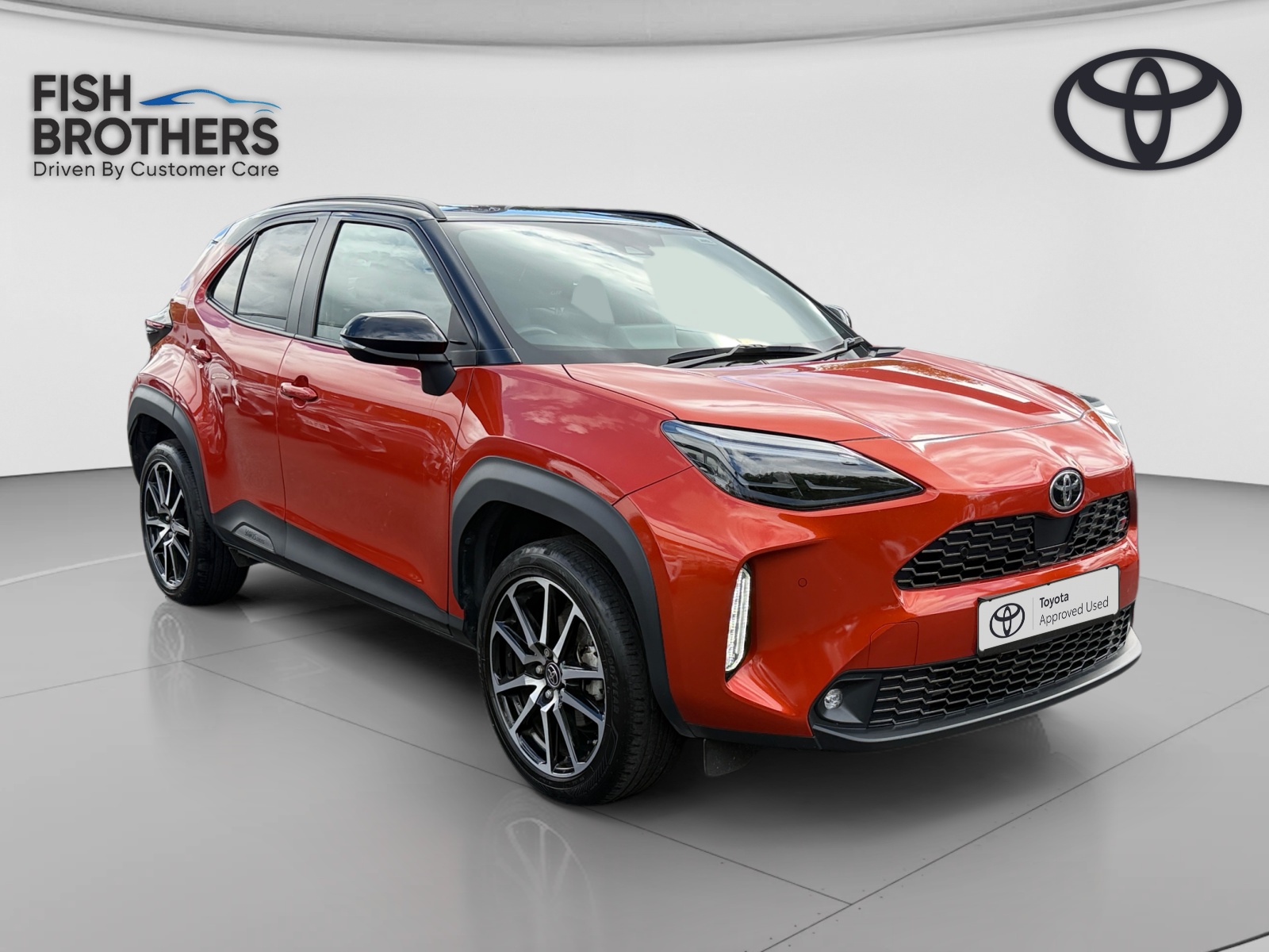 Main listing image - Toyota Yaris Cross