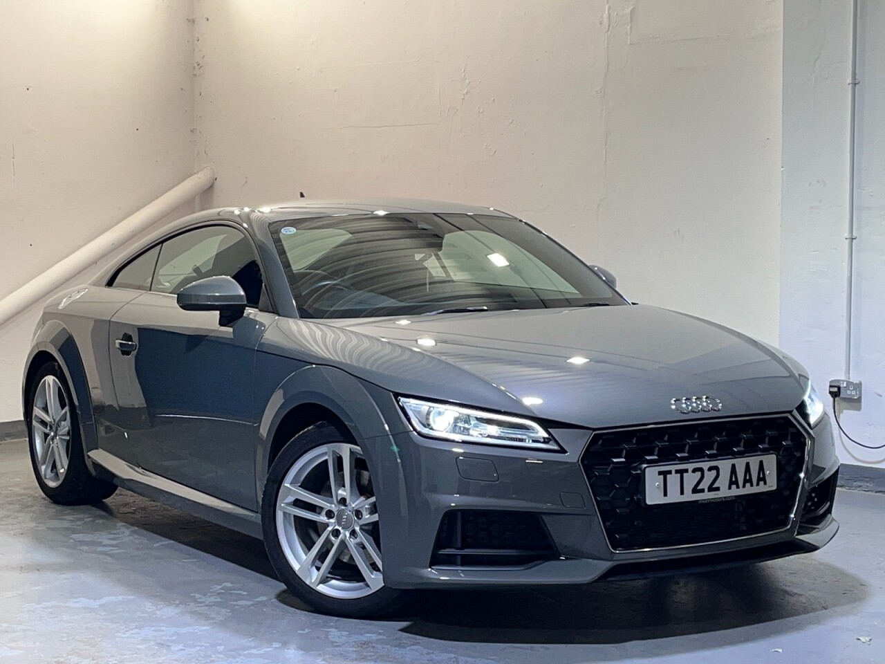 Main listing image - Audi TT