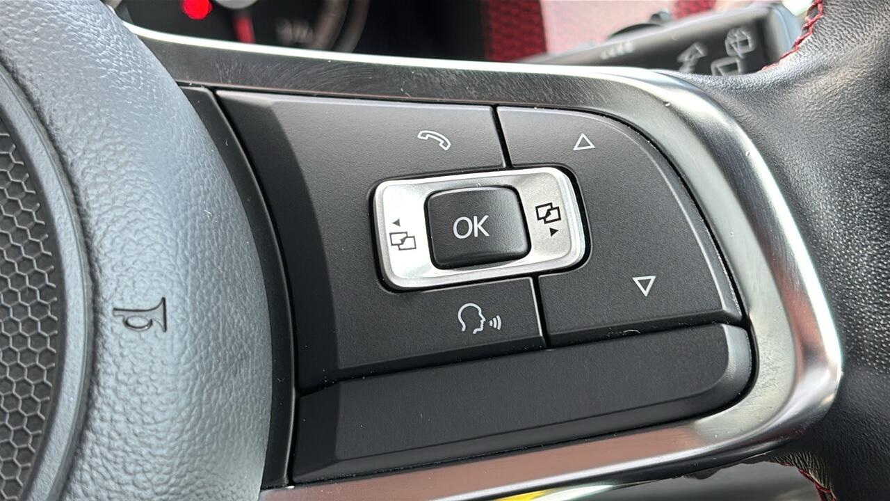 Main listing image - Volkswagen Up