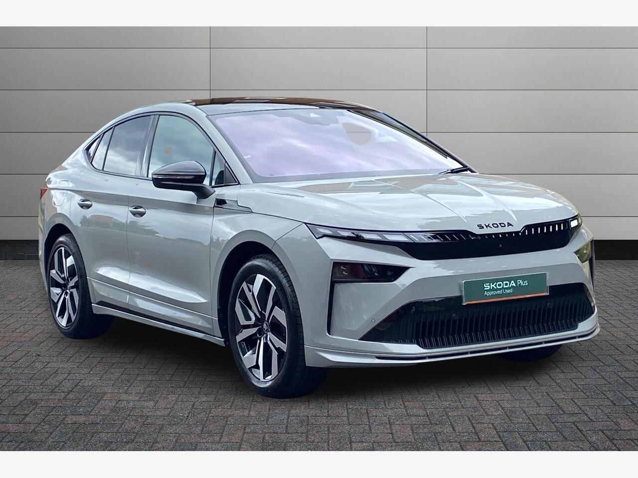 Main listing image - Skoda Enyaq