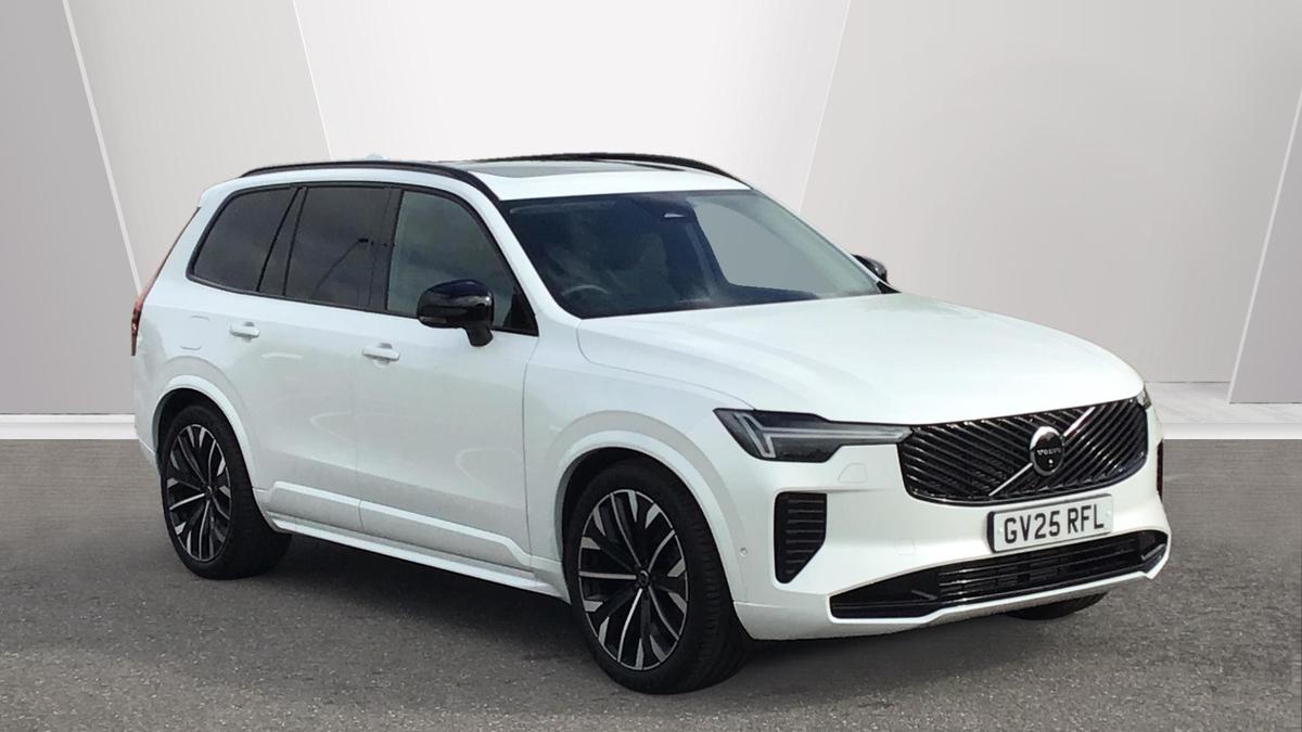 Main listing image - Volvo XC90
