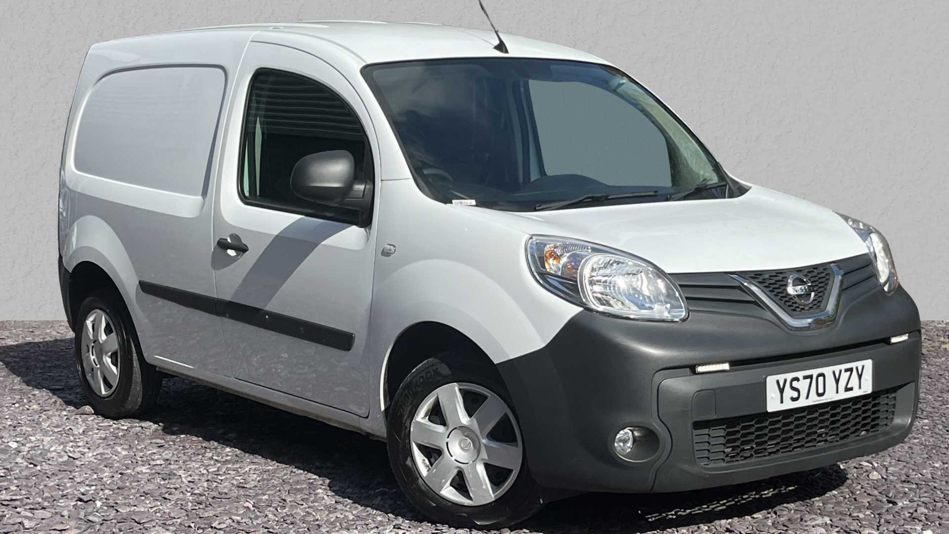 Main listing image - Nissan NV250