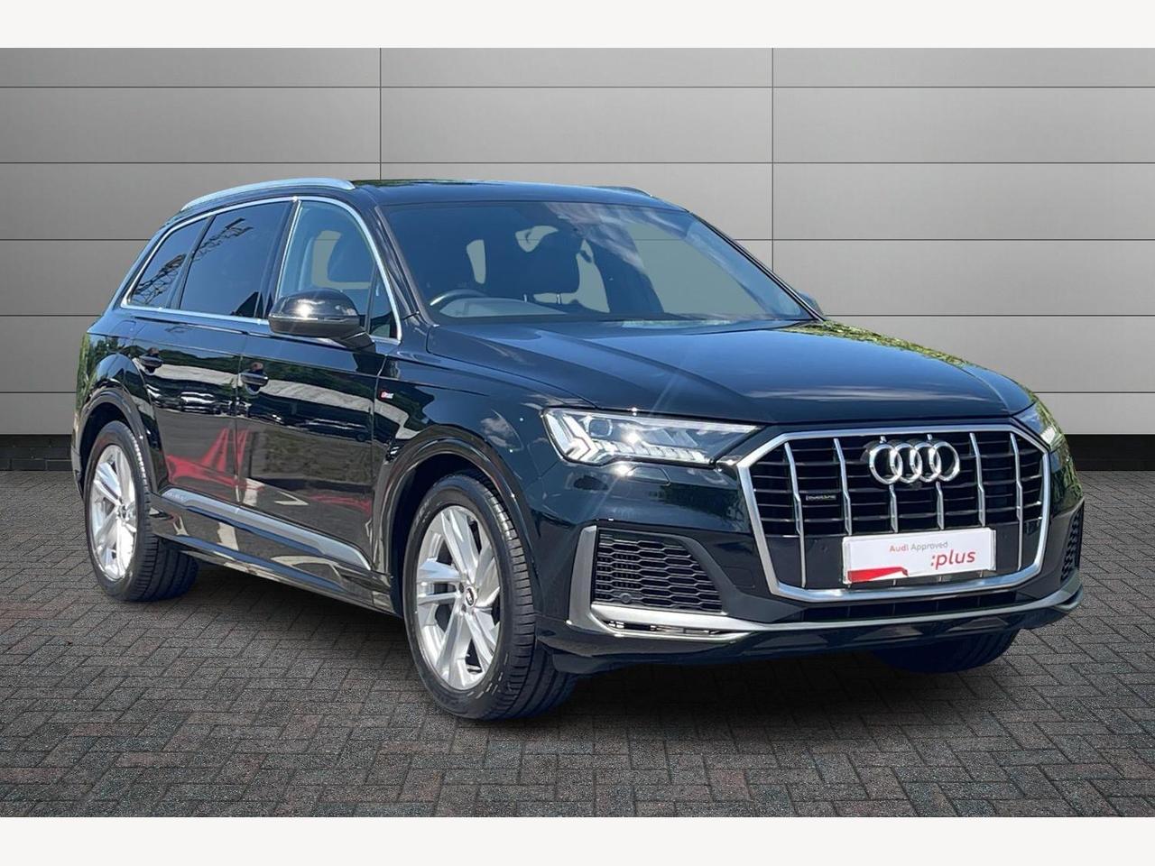 Main listing image - Audi Q7