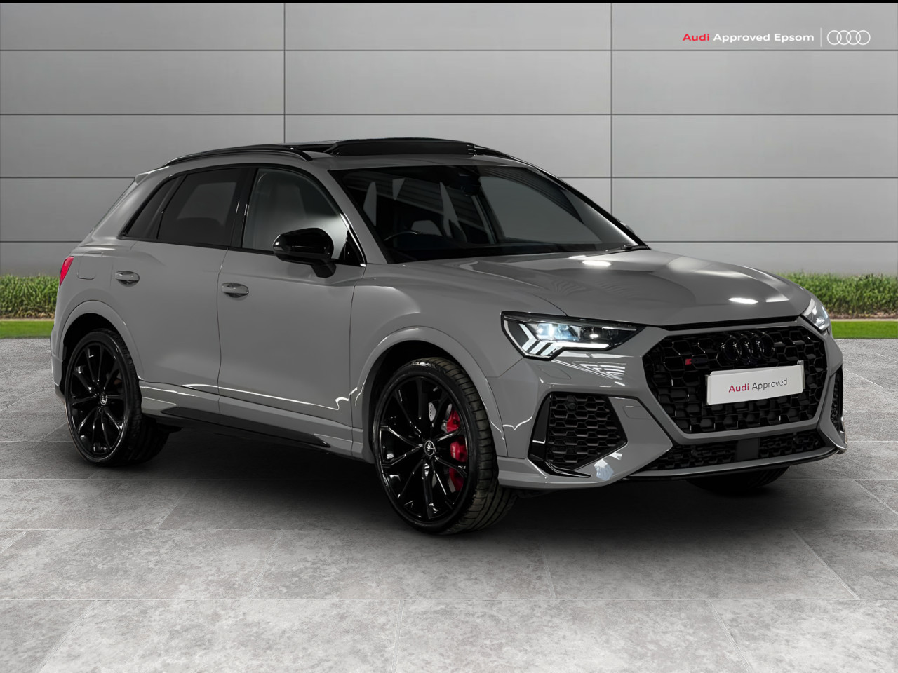 Main listing image - Audi RS Q3