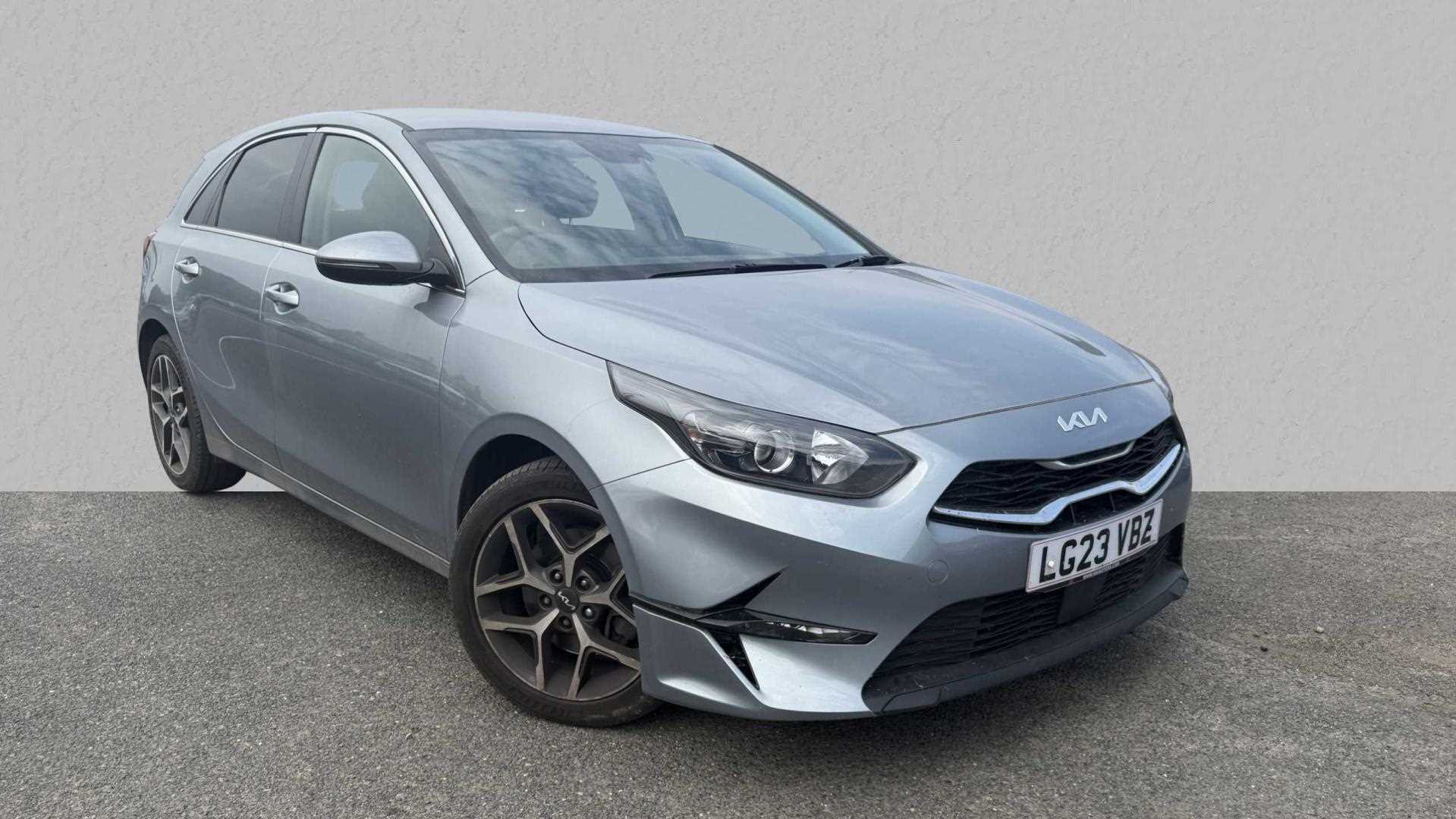 Main listing image - Kia Ceed