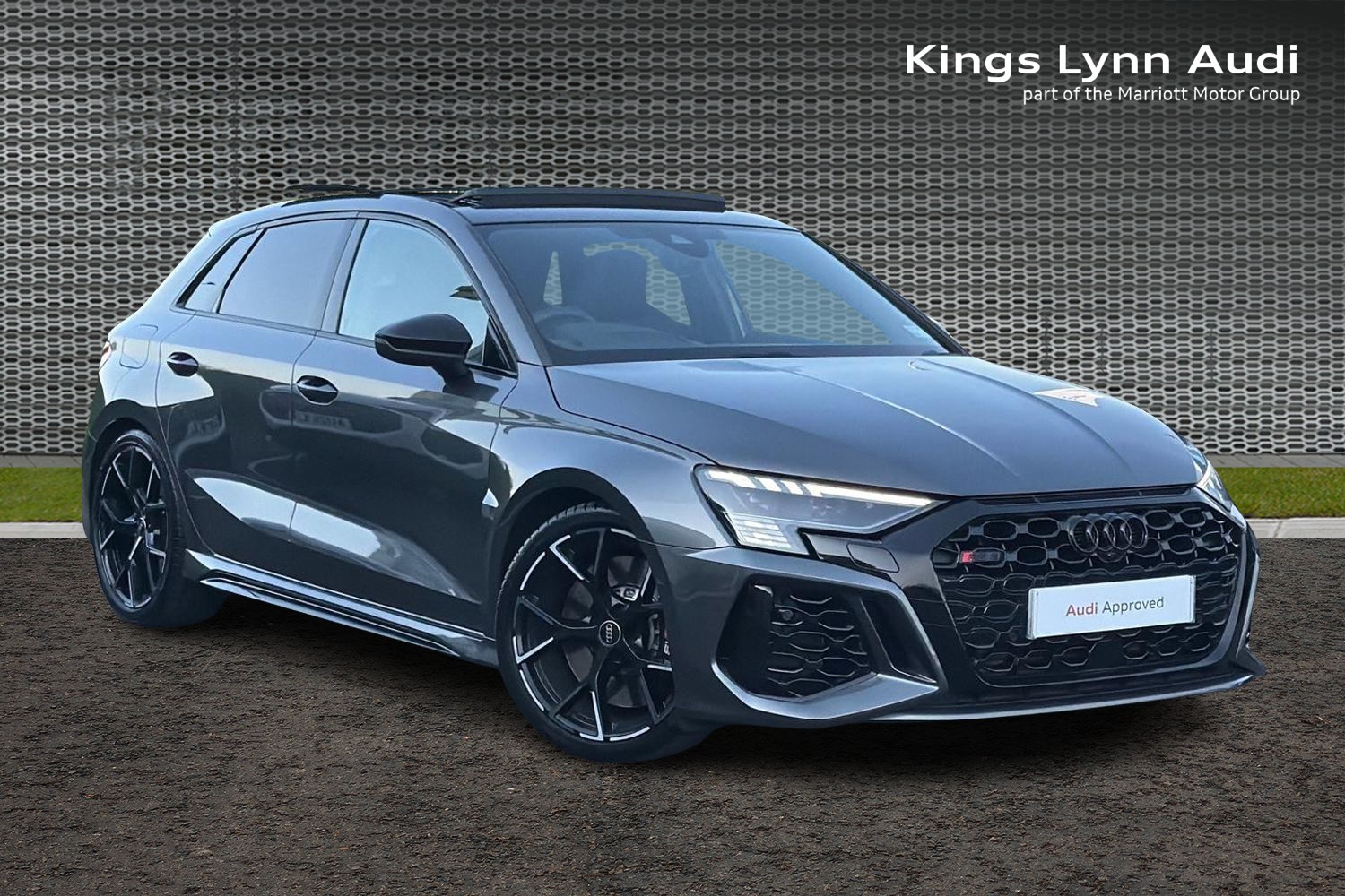 Main listing image - Audi RS3