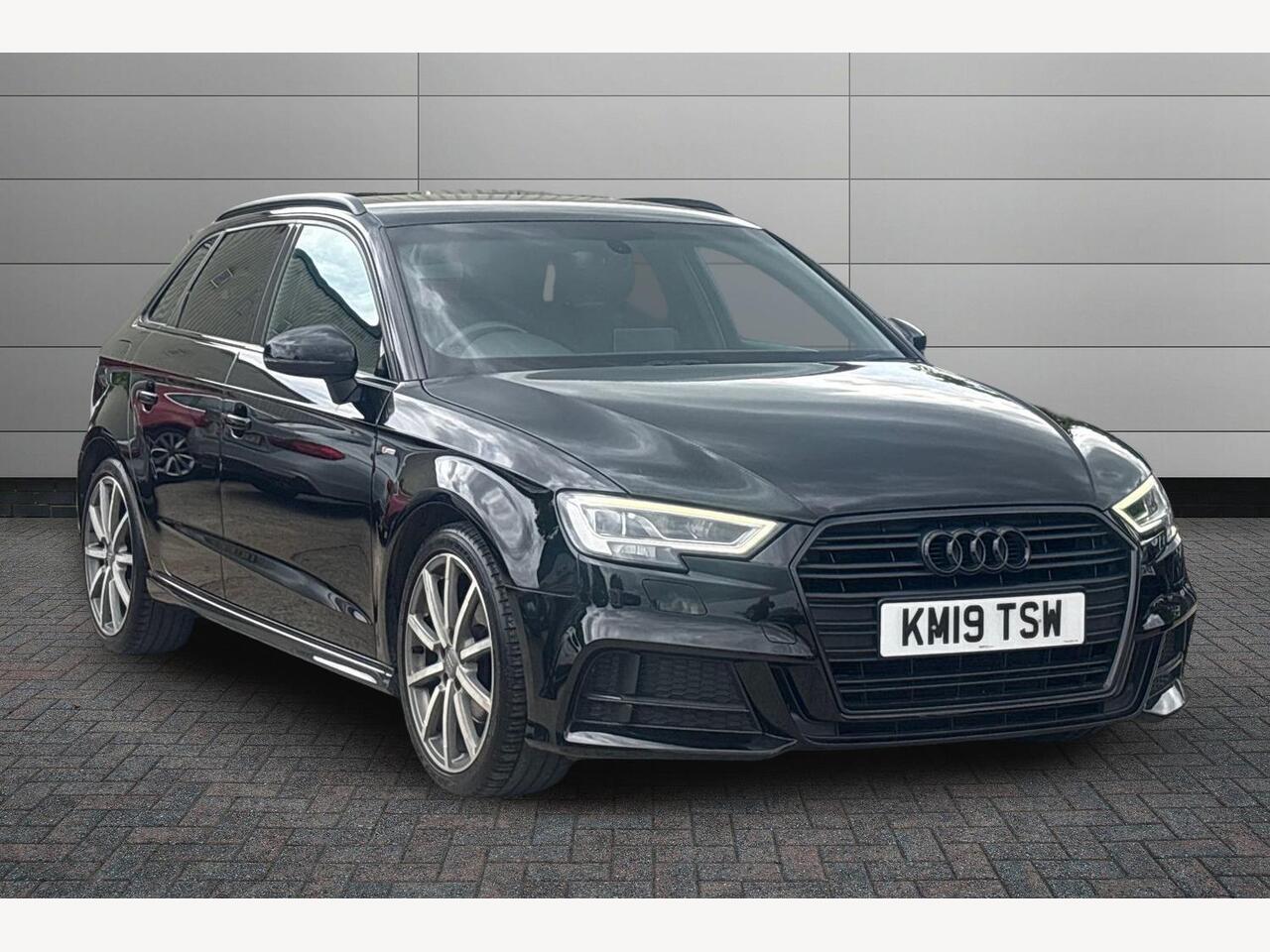 Main listing image - Audi A3
