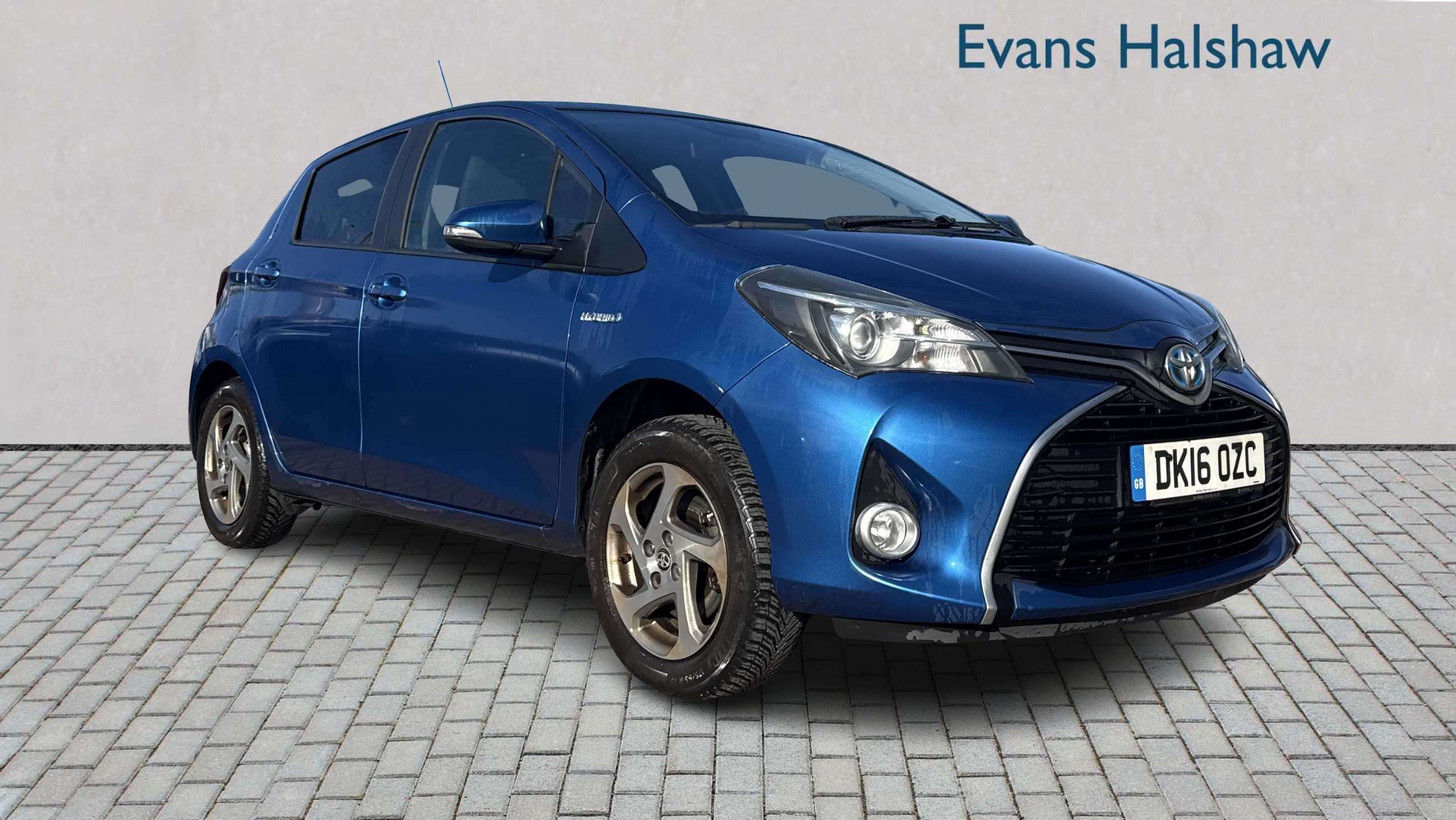 Main listing image - Toyota Yaris