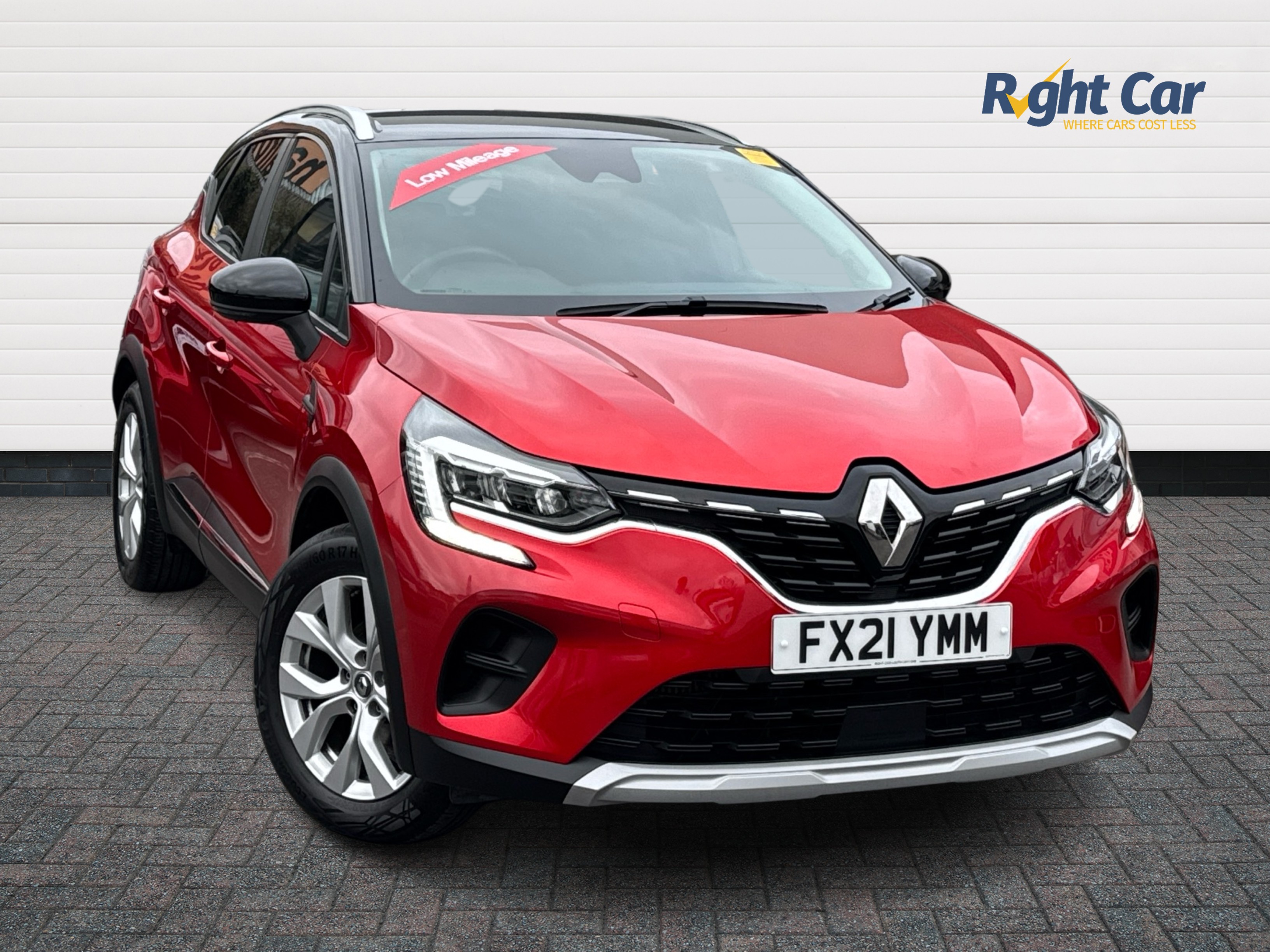 Main listing image - Renault Captur