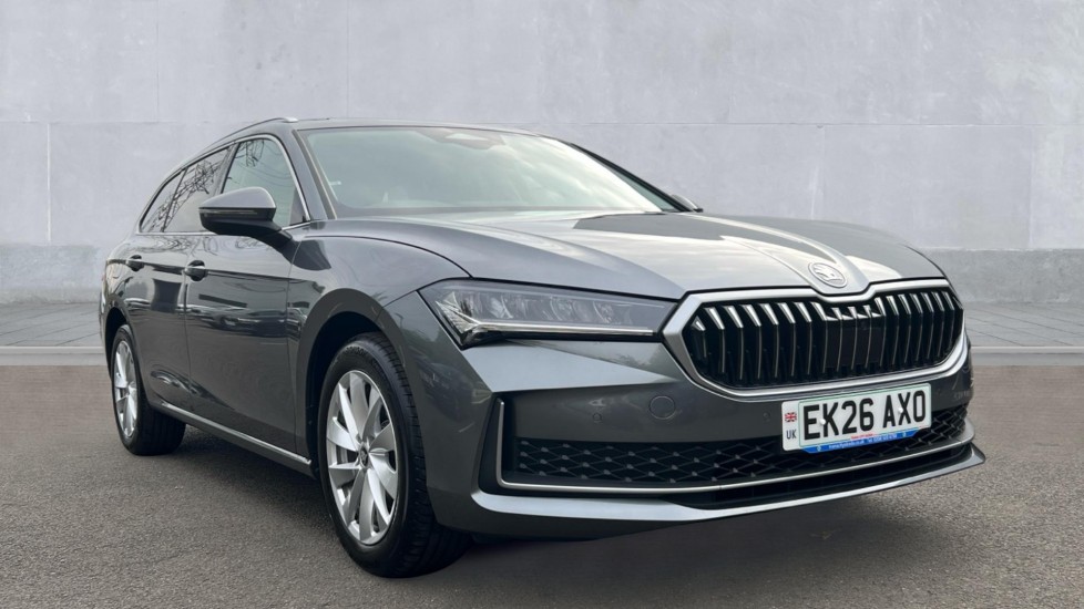 Main listing image - Skoda Superb