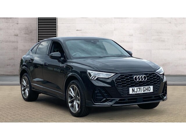 Main listing image - Audi Q3
