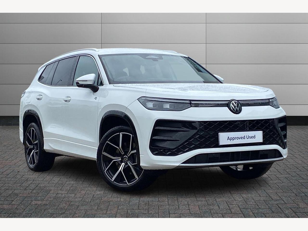 Main listing image - Volkswagen Tayron