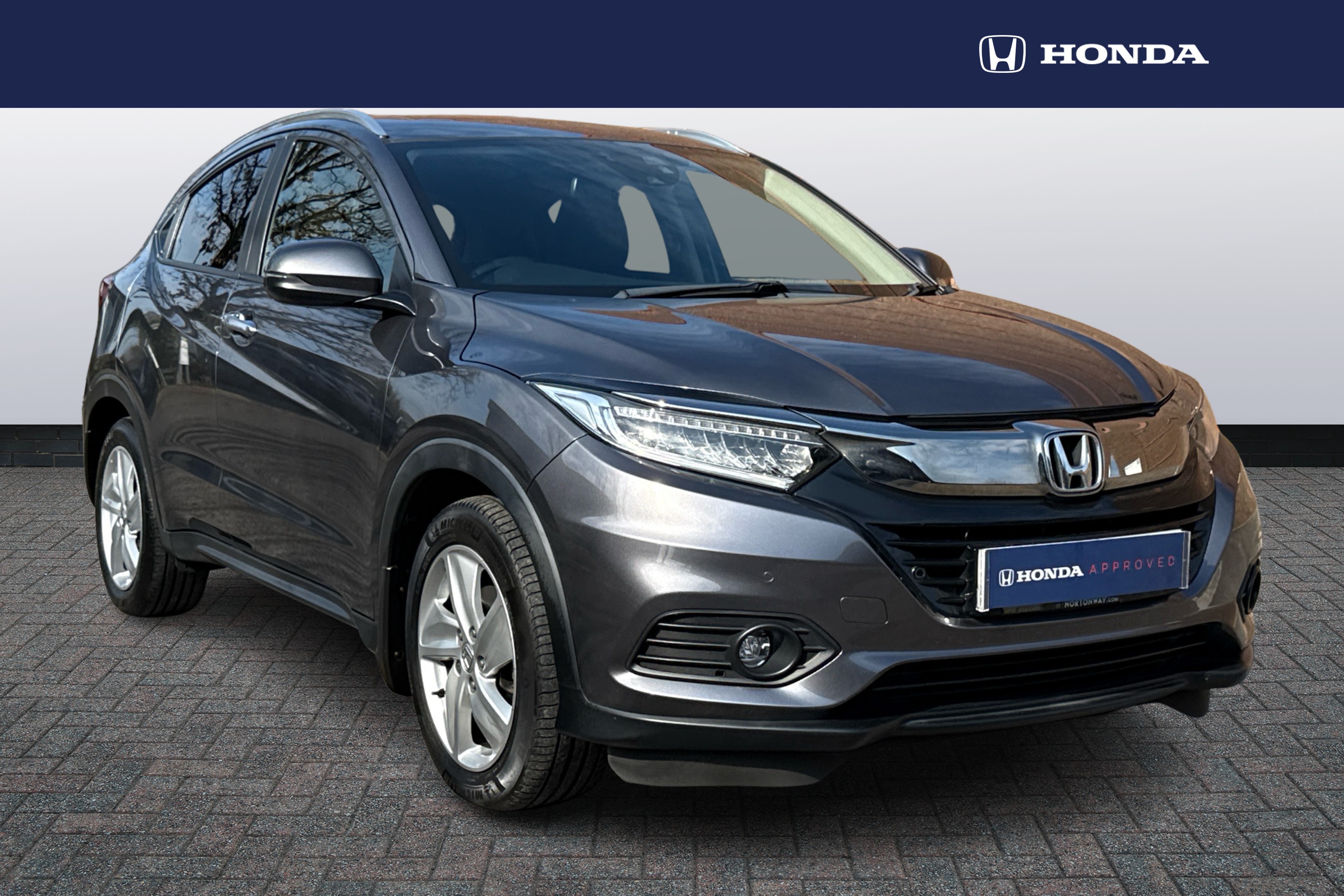 Main listing image - Honda HR-V