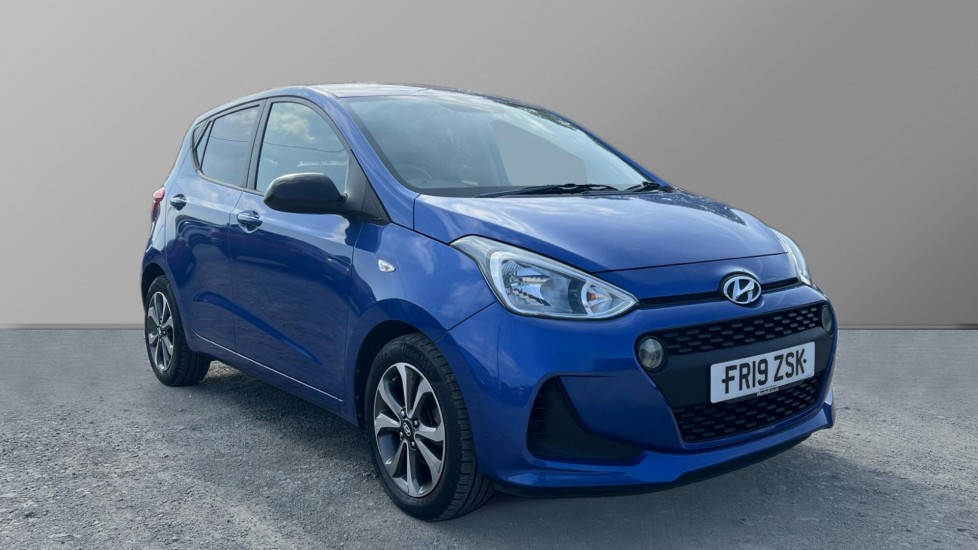 Main listing image - Hyundai i10