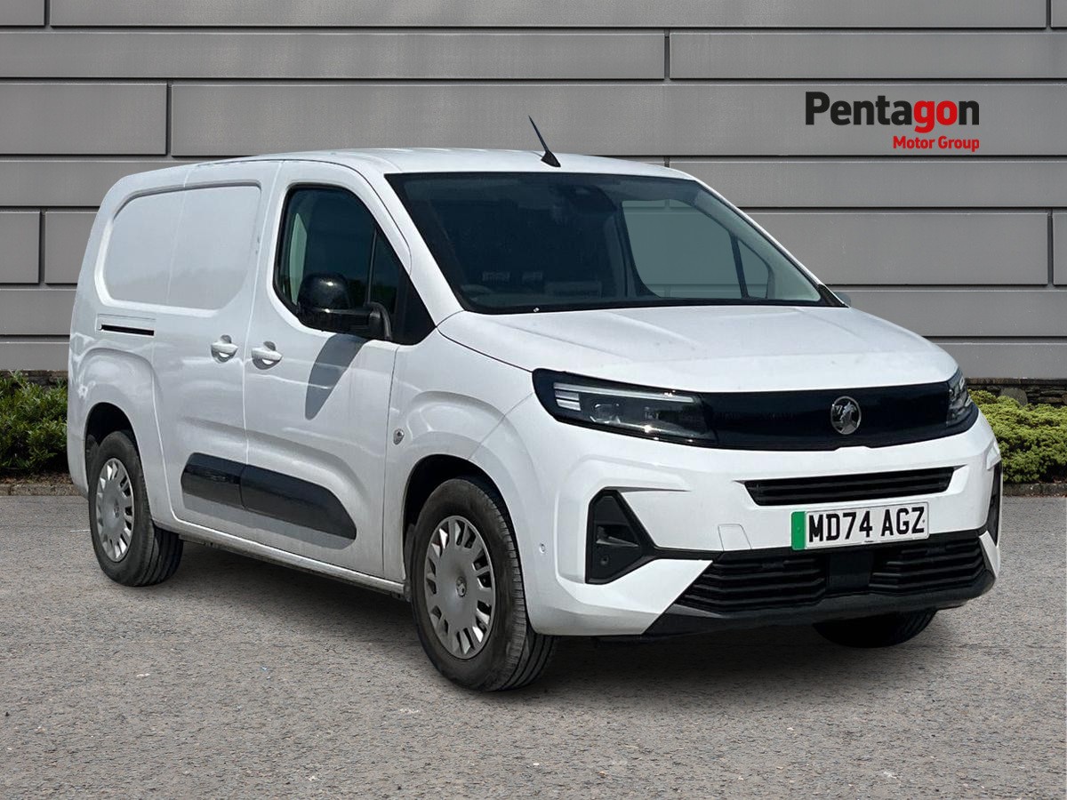 Main listing image - Vauxhall Combo Cargo-e
