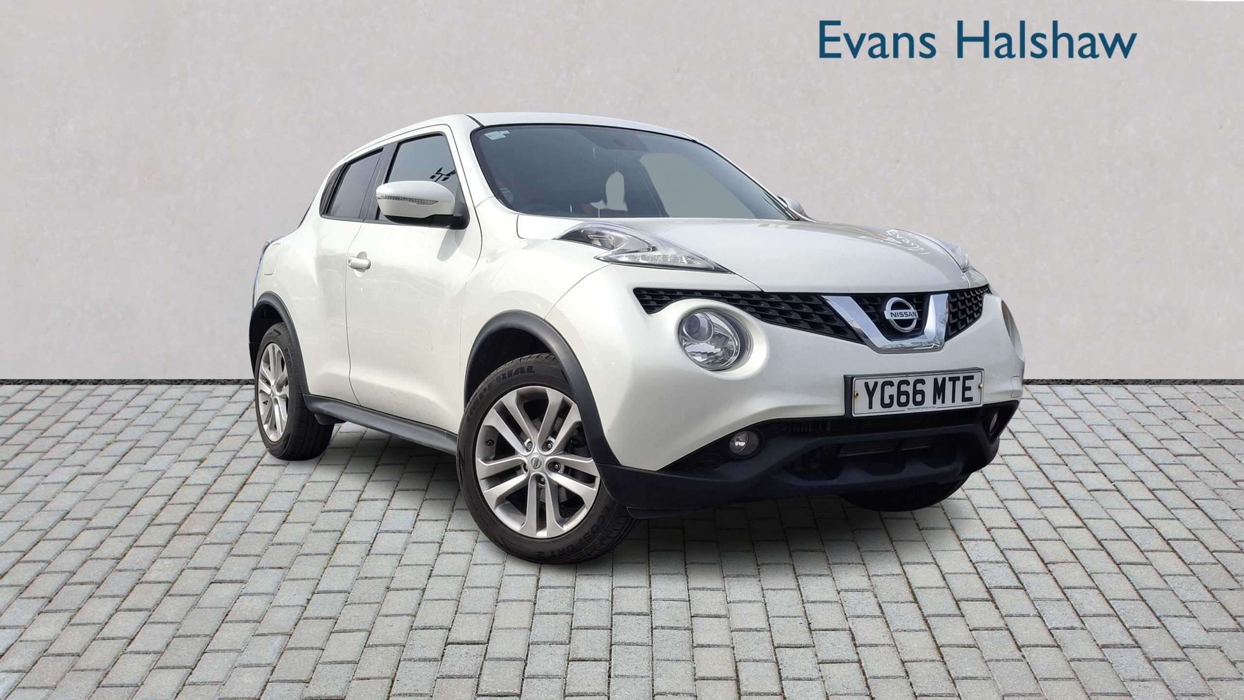 Main listing image - Nissan Juke