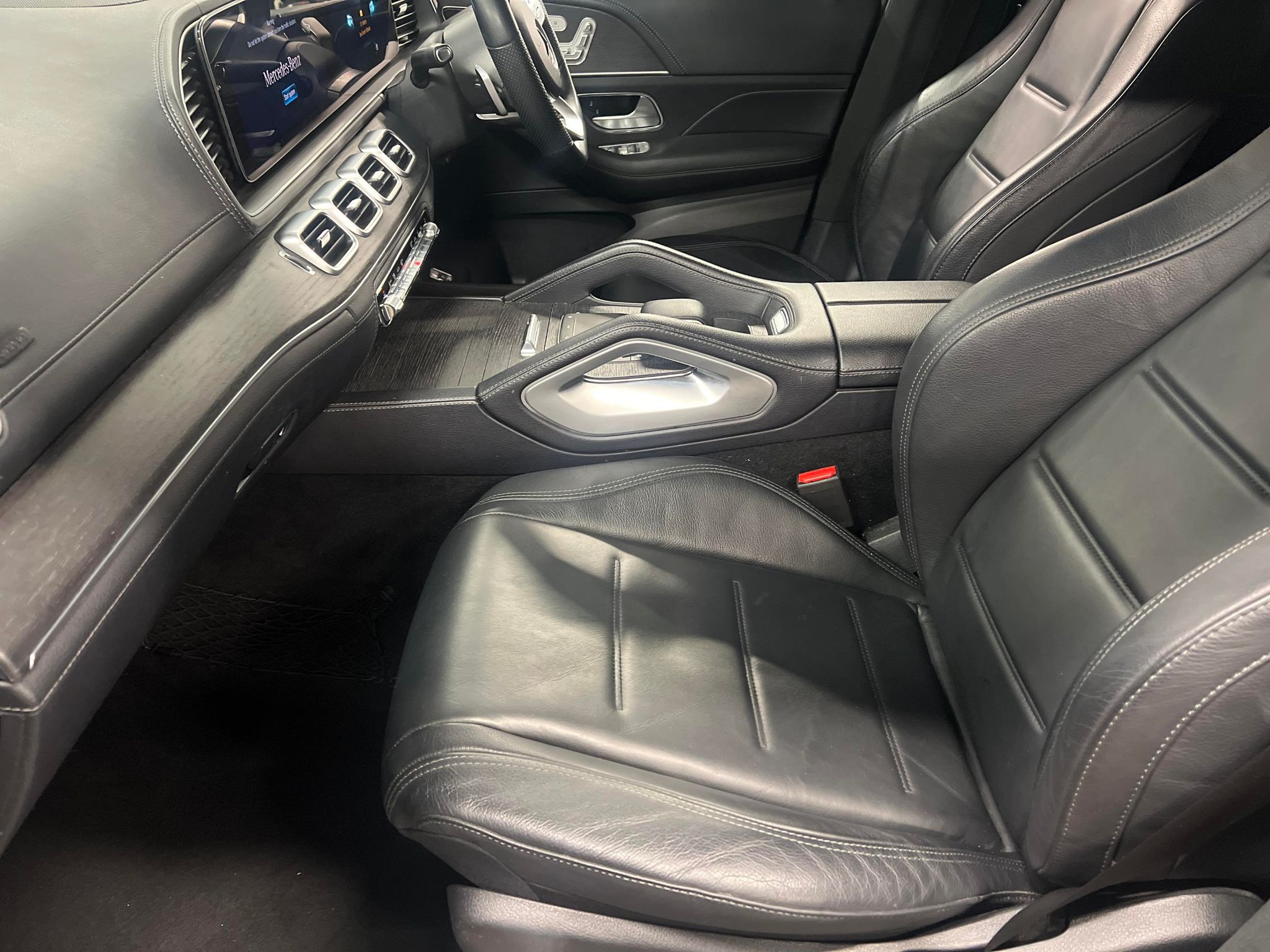 Main listing image - Mercedes-Benz GLE