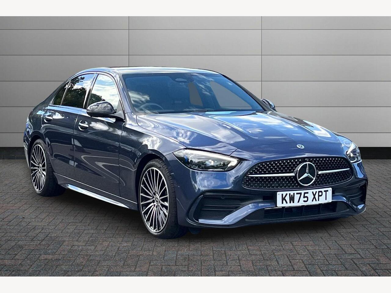 Main listing image - Mercedes-Benz C-Class